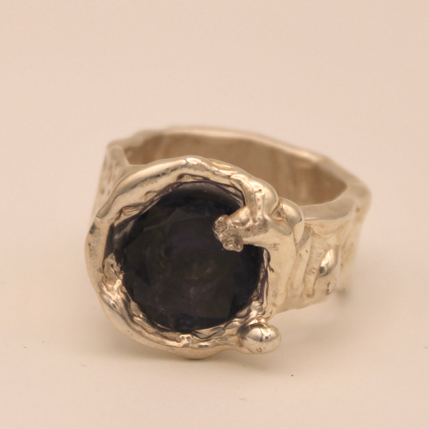 Hyundair Ring