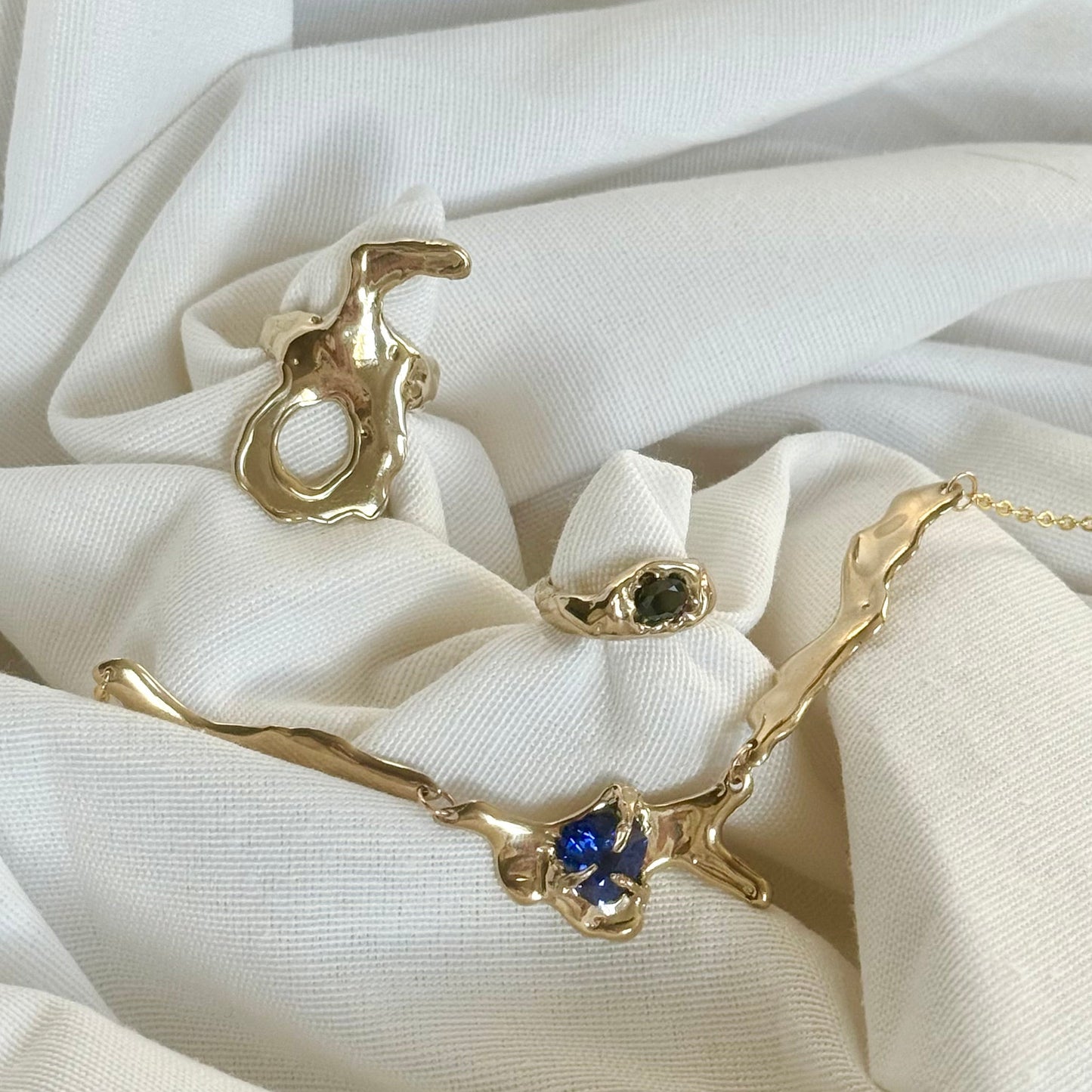 Uefime Necklace
