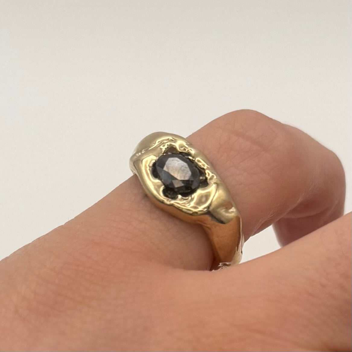 Hymnd Ring