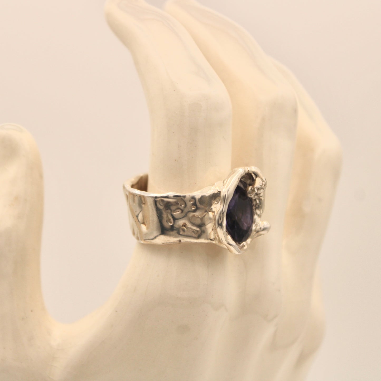 Hyundair Ring