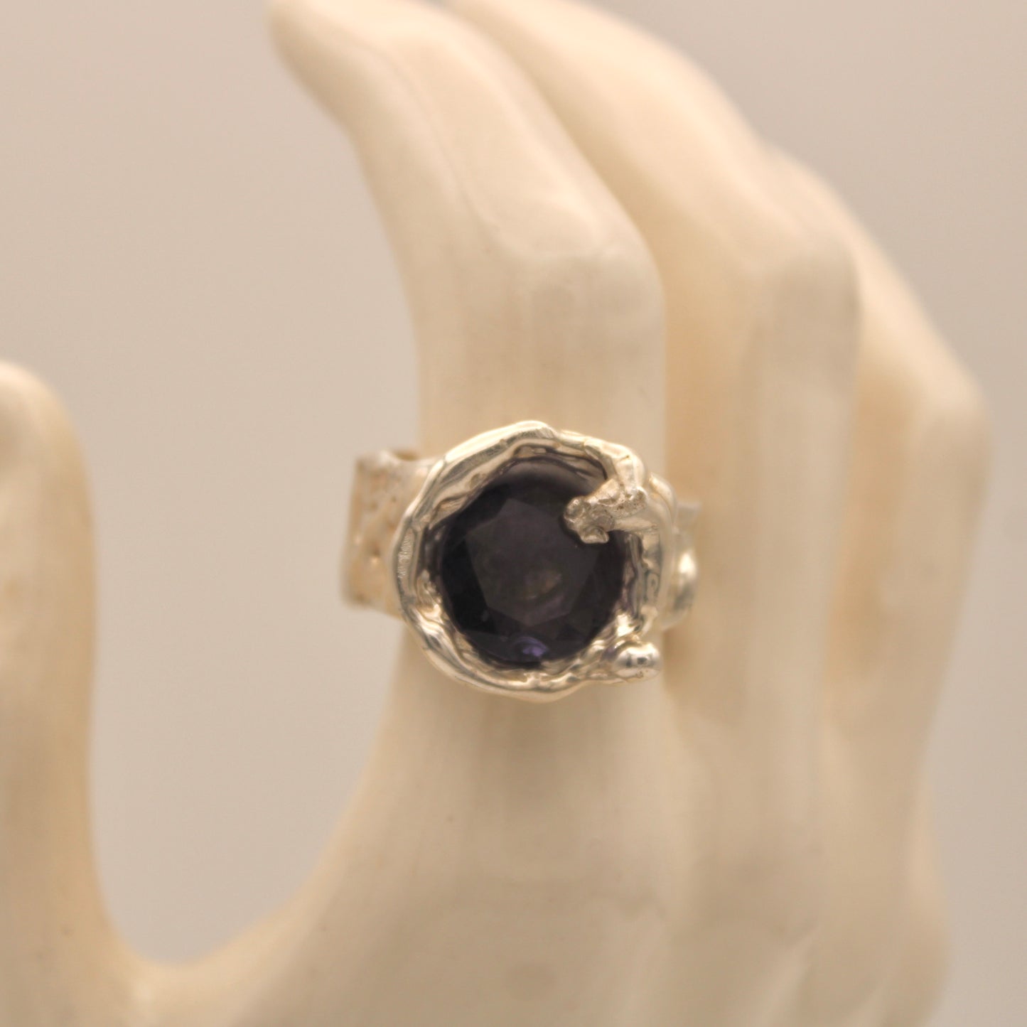 Hyundair Ring