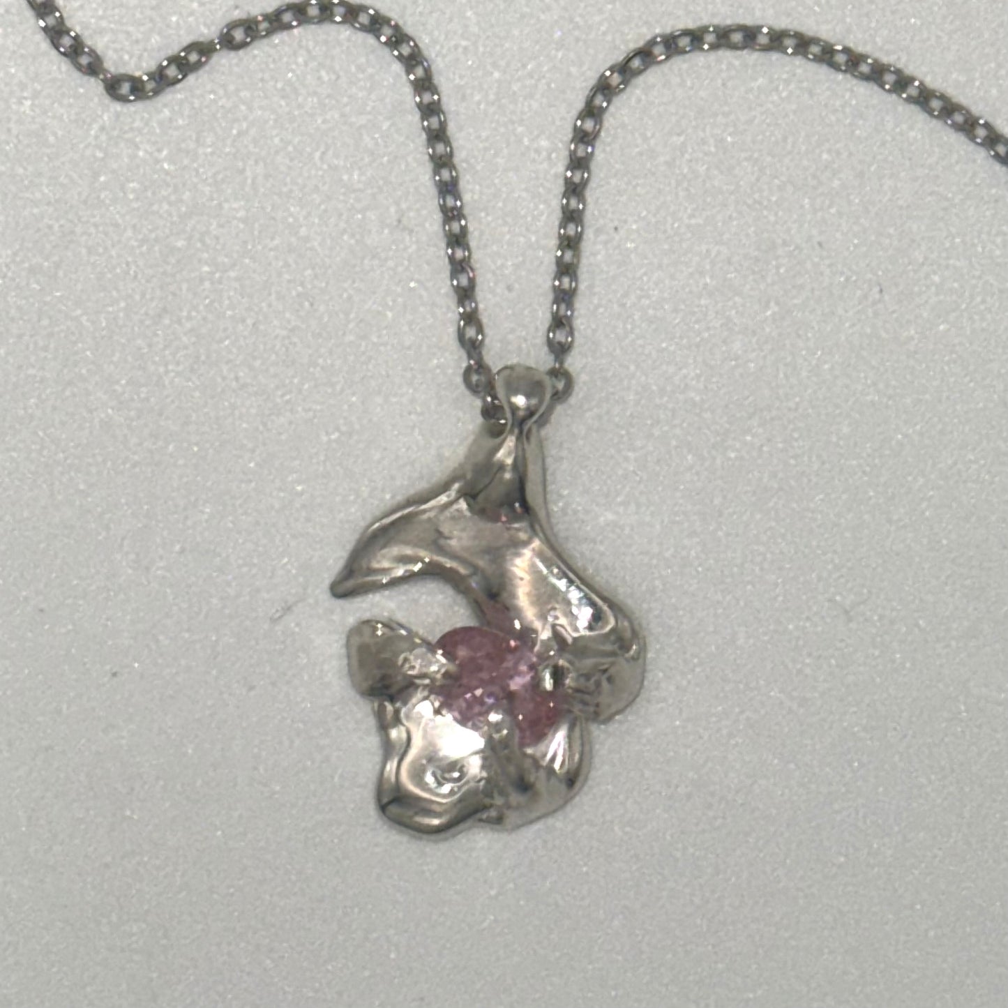 Jinobie Necklace