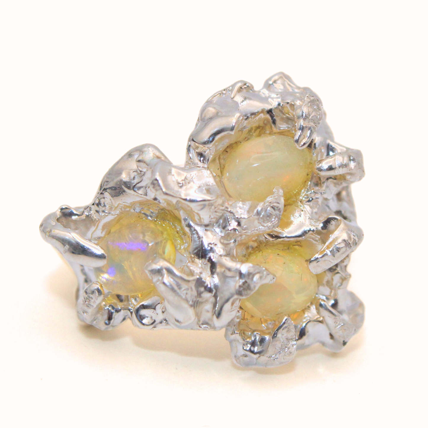 Desyot Ring