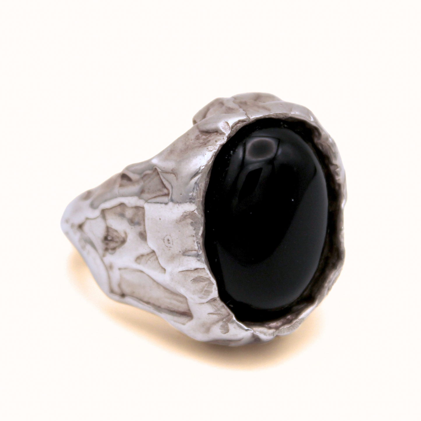 Gyjo Ring